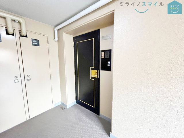 南西角部屋で日当たり良好です♪専有庭付きで戸建て感覚で暮らすことが出来ます！