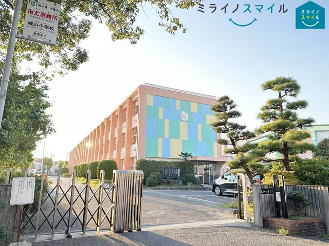 尾張旭市立城山小学校 徒歩19分。 1500m