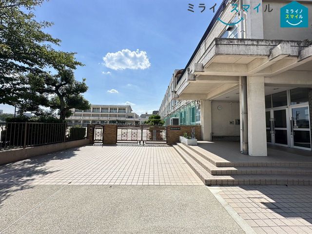 名古屋市立西味鋺小学校 徒歩10分。 750m